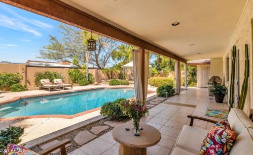 9218 33 Way, Phoenix AZ 85028-4907 exterior