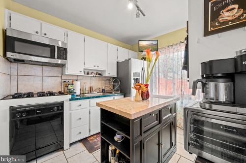 435 Ellis Ave, Darby PA 19023-2708 exterior