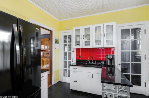 4435 Sacramento, Chicago IL 60655-2005 exterior