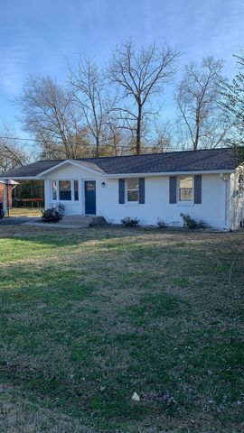 410 Lealand Ln, Lebanon, TN 37087-2114