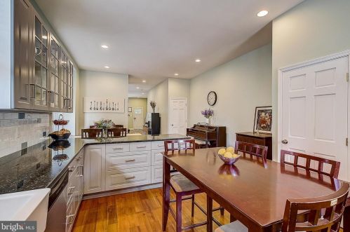 4721 Hazel Ave, Philadelphia PA 19143-2023 exterior