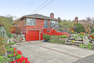 12730 12 Ave, Seattle WA  98177-4322 exterior