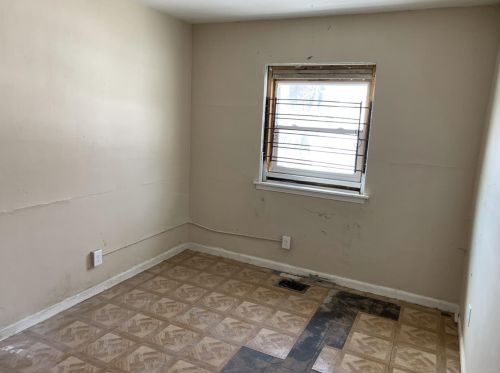 1211 Cass St, Gary IN 46403-3750 exterior