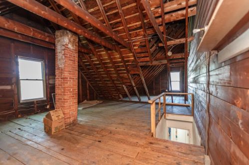 13 Holt St, Concord NH 03301-2926 exterior