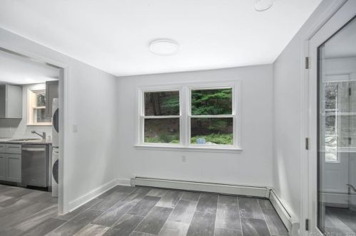 562 Branchville Rd, Ridgefield CT  06877-6030 exterior