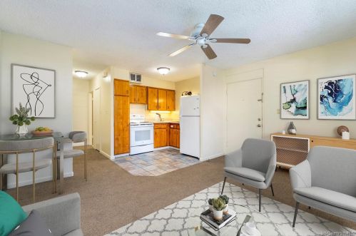 402 Iolani Ave, Honolulu, HI 96813-1885