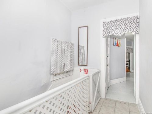 3278 Perry Ave, Bronx NY 10467-3255 exterior