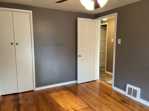 3805 Sunview Dr, Pittsburgh PA  15227-2634 exterior