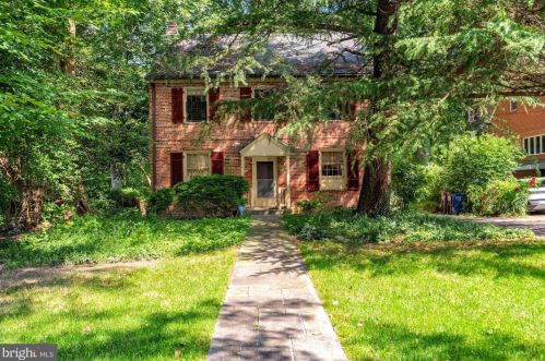 3141 Aberfoyle Pl, Washington, DC 20015-2325