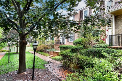 11036 Wickshire Way, Rockville MD 20852-3223 exterior