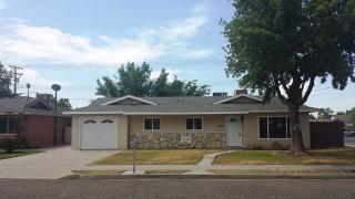 1099 Madalyn Ave, Tulare, CA 93274-2623