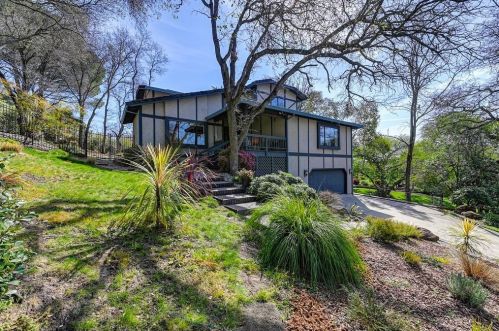 9811 Blue Lk Dr, Folsom CA 95630-1909 exterior