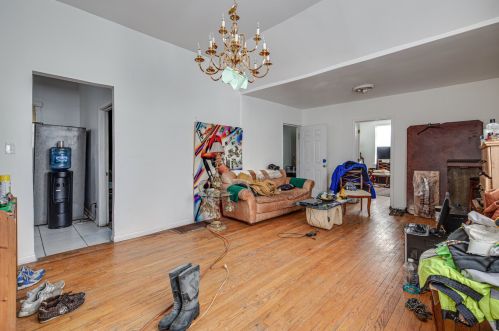 7448 Kenwood Ave, Chicago IL 60619-1427 exterior