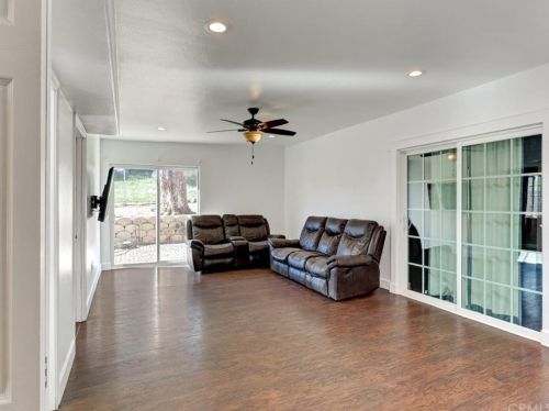 24 A St, Perris CA 92570-1962 exterior