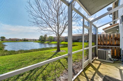 2544 Marshfield Ct, Fort Pierce FL 34953-4369 exterior