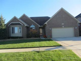 21692 Sandra Theresa Dr, Macomb Township, MI 48044-6409