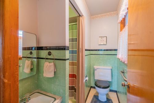 930 Norton Ave, Meskegon MI 49441-4263 exterior