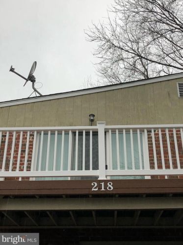 218 2nd St, Philadelphia PA  19128-1241 exterior