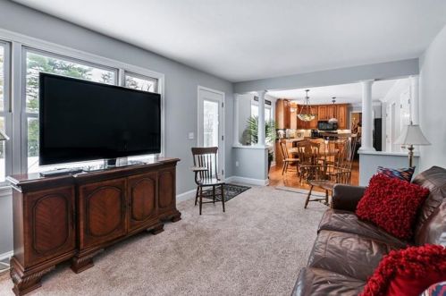 230 Ridge Ave, Pittsburgh PA  15237-6914 exterior