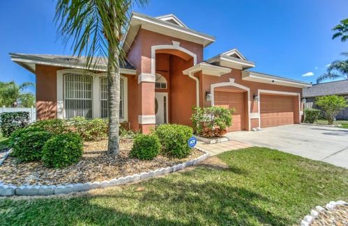 10007 Remington Dr, Riverview, FL 33578-8344