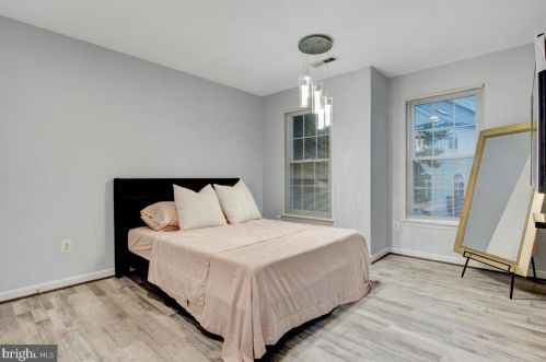 3405 Governors Crest Ct, Alexandria VA  22310-2337 exterior