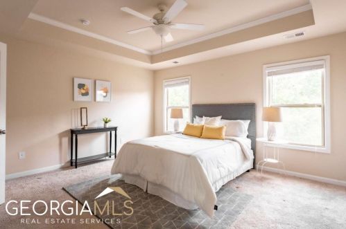 7490 Glisten Ave, Atlanta GA 30328-2865 exterior