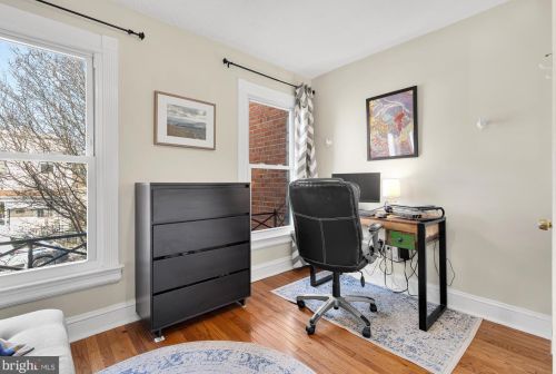 532 Newton Pl, Washington DC  20010-1710 exterior