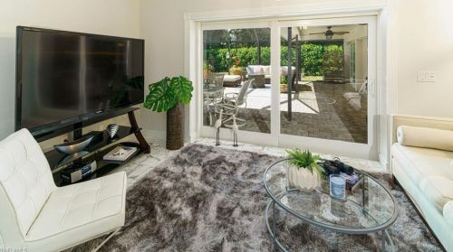 5564 Foxhunt Way, Naples FL exterior