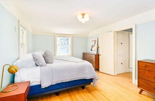 1114 Chester Park Dr, Duluth MN 55812-1139 exterior