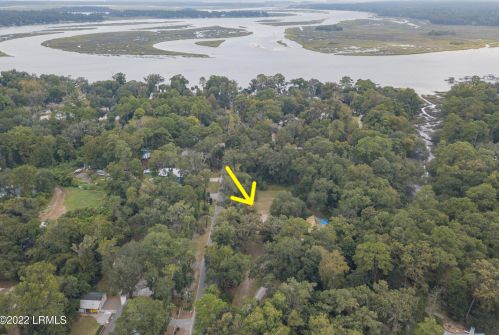 34 Thomas Heyward St, Bluffton SC 29910-7629 exterior