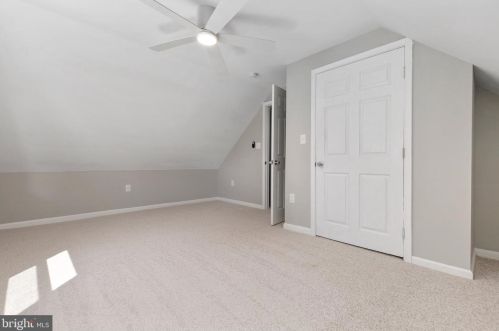 13210 Midway Ave, Rockville MD 20851-1813 exterior