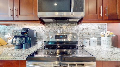 2471 Shell Ave, Fort Pierce FL  34952-6857 exterior