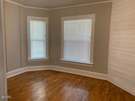 1037 Jennette, Grand Rapids MI 49504-4143 exterior