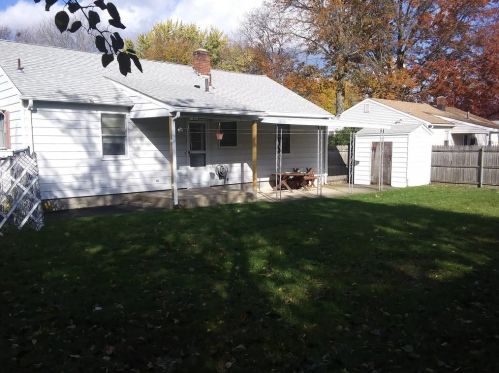 31 Joseph St, Providence RI 02904-1647 exterior