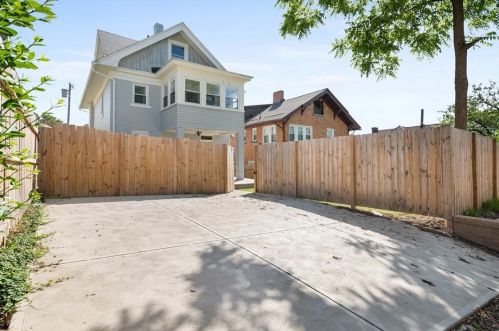 1233 Biltmore Ave, Pittsburgh PA  15216-2354 exterior