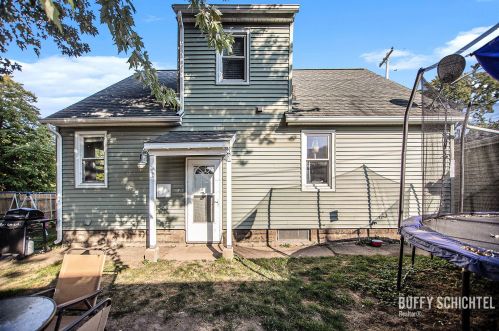 1451 Barclay St, Meskegon MI 49441-2207 exterior