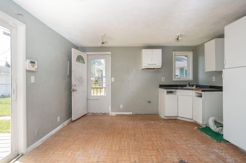 6032 39, Milwaukee WI 53221-4539 exterior