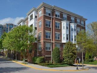 10306 Strathmore Hall St, Rockville MD  20852-6654 exterior