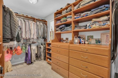 26 Brasch Blvd, Middletown NJ 07748-3161 exterior