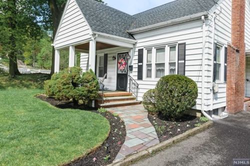 23 Union St, Paterson, NJ 07506-2830