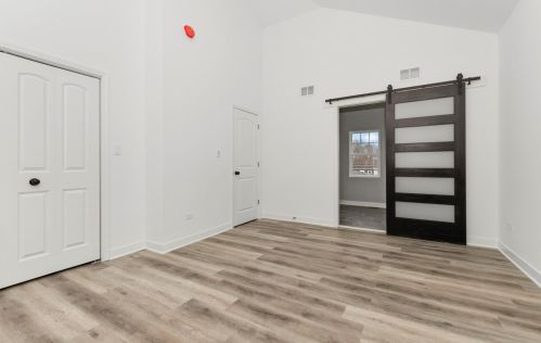 10705 Whipple St, Chicago IL  60655-2128 exterior