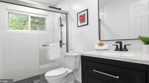 1707 Grandin Ave, Rockville MD 20851-1159 exterior