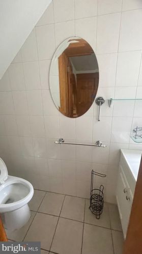 1026 Ellsworth St, Philadelphia PA 19147-4622 exterior