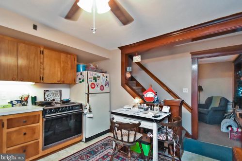 7757 Center St, Slatington PA 18080-3435 exterior