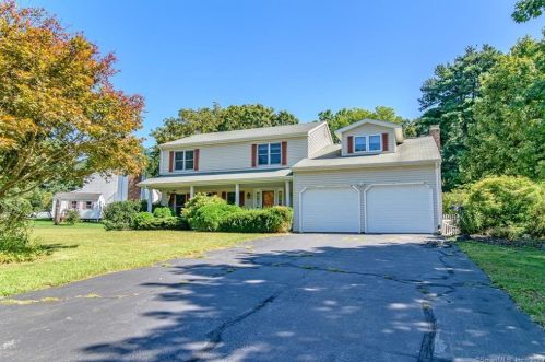 89 Laurel Dr, Killingly CT 06241-2218 exterior