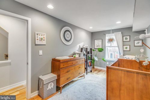 1223 Ellsworth St, Philadelphia PA 19146-2812 exterior