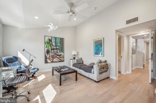 741 2nd St, Philadelphia PA 19122-4503 exterior