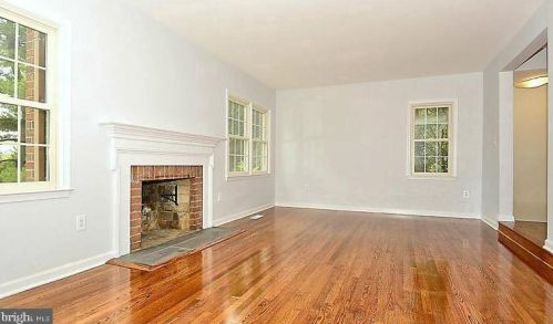 11416 Empire Ln, Rockville MD  20852-2869 exterior