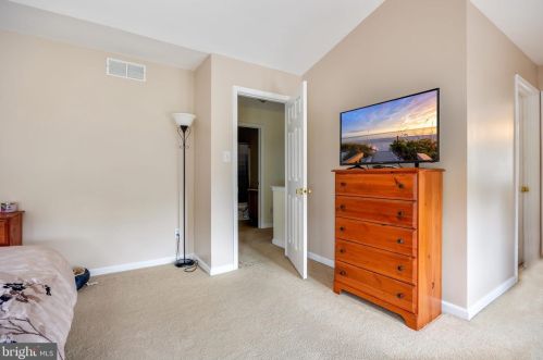 201 Empire Ave, Blenheim NJ 08012-4704 exterior