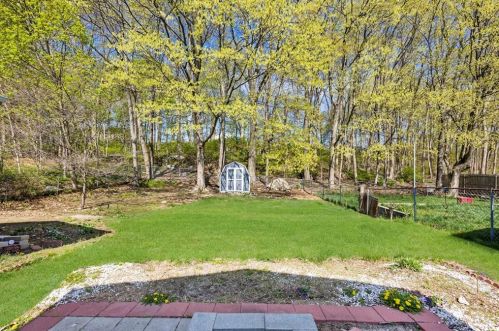 569 Woonasquatucket Ave, Providence RI  02911-1639 exterior